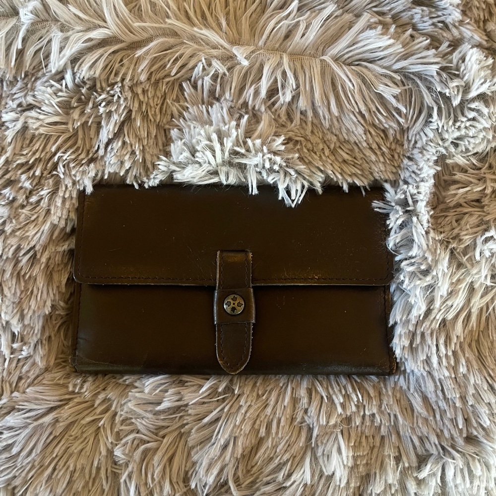 Patricia Nash Brown Over Dye Wallet New Without Tags